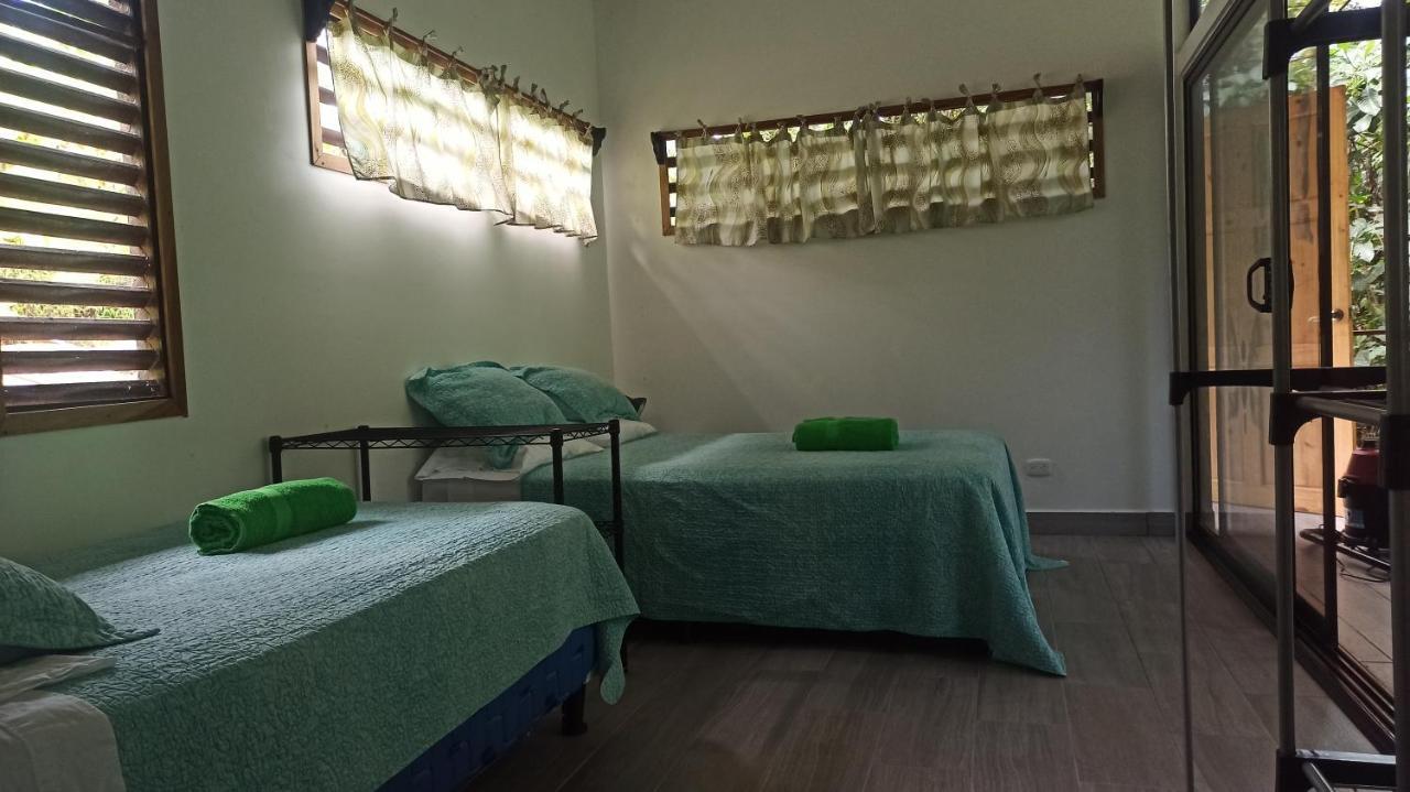 Selva Linda Lodge Vacation Rentals Quepos Exterior photo